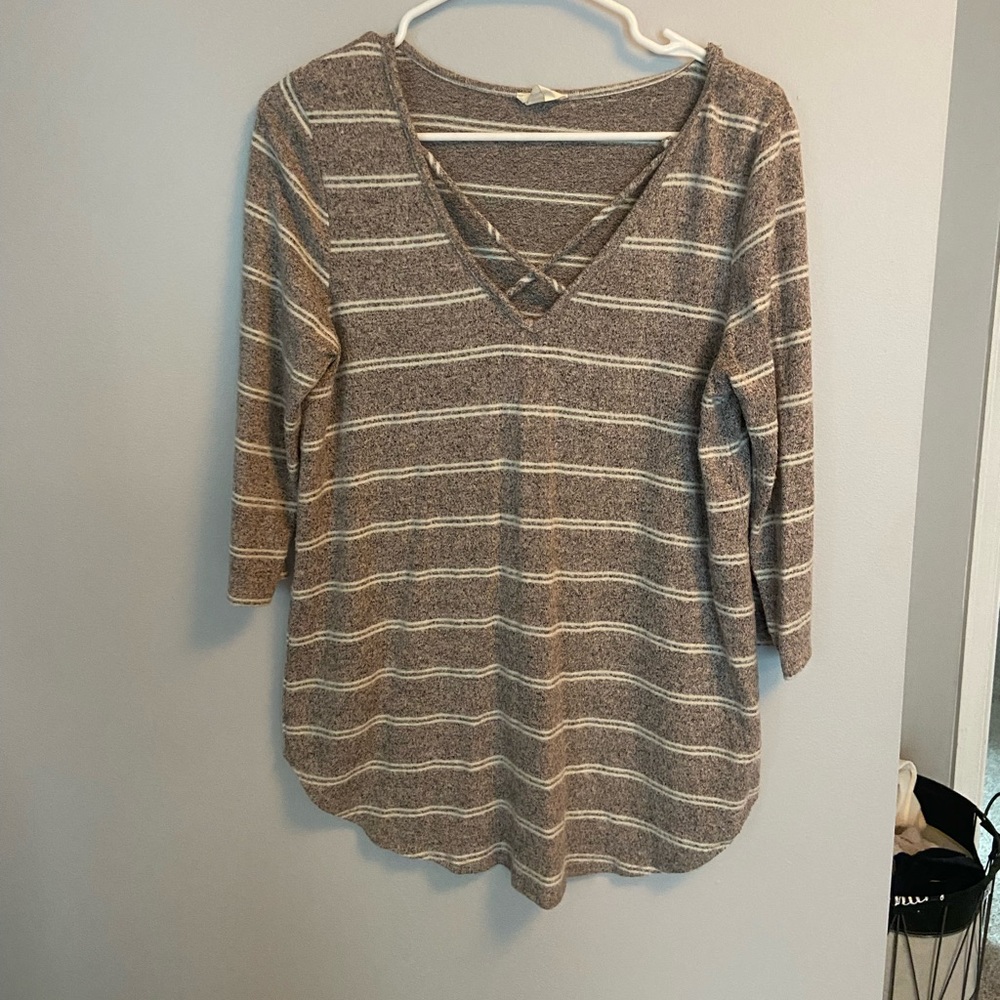 Soft gray sweater with white stripes, size M